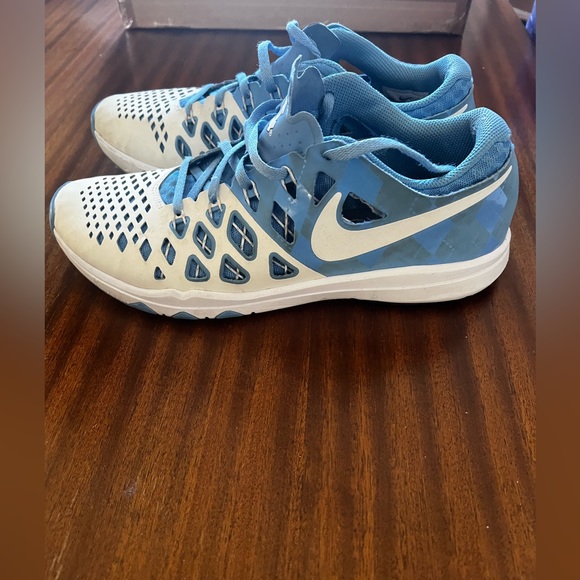 Nike UNC Chapel hill tennis shoes ๐ March Madness ๐ Final Four ๐ Sweet 16 ๐ - Picture 2 of 5